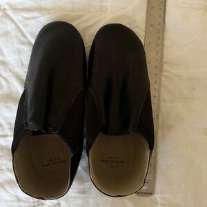 Linodes Kid’s Black Jazz Dance Shoes- Black